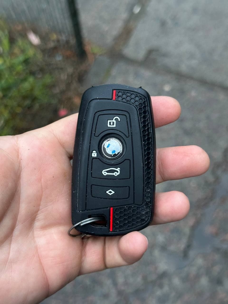 Фото: Знайдено ключ від автомобіля BMW
